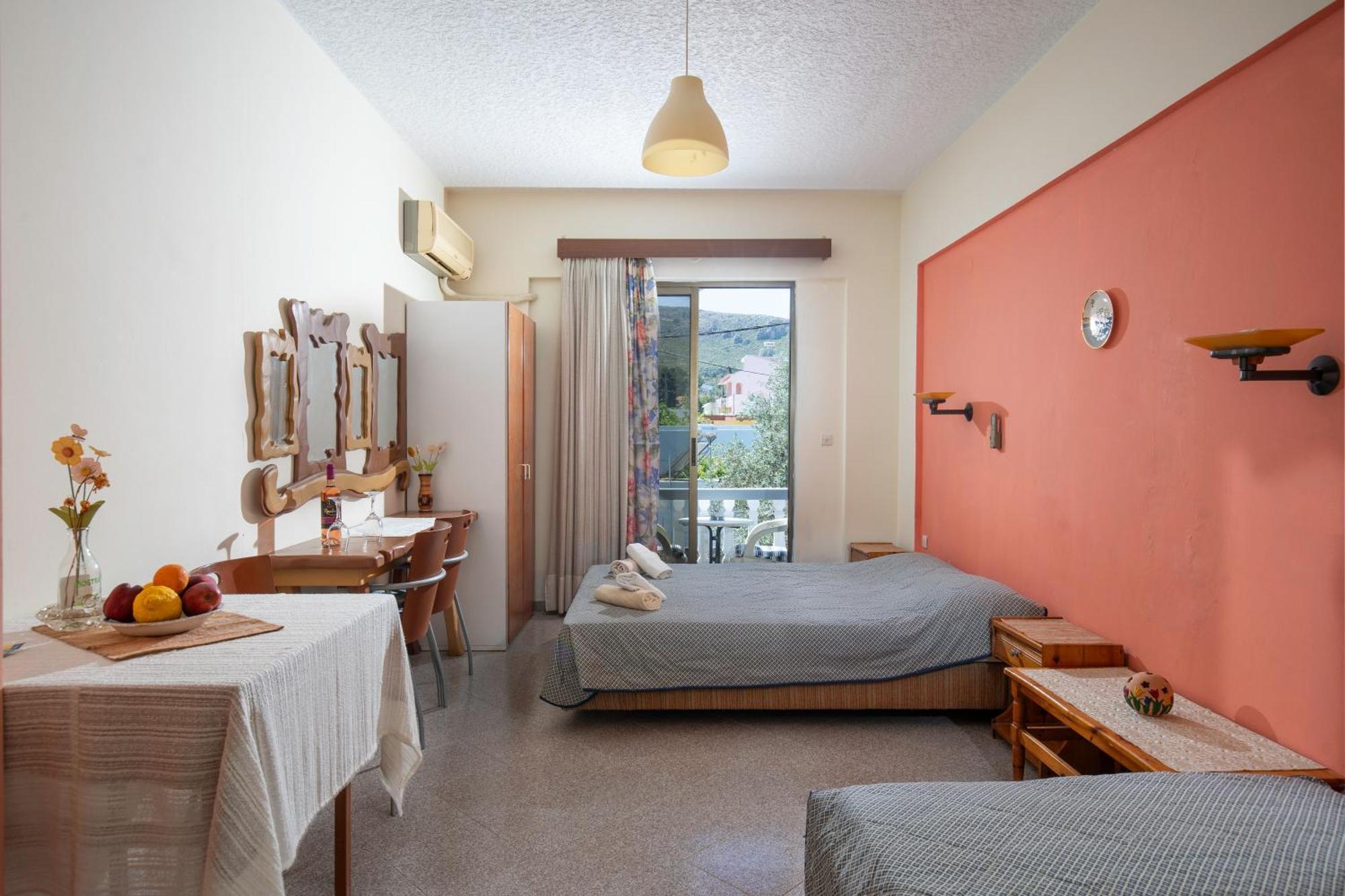 Cozy Archangelos Apartments With Private Parking Eksteriør billede